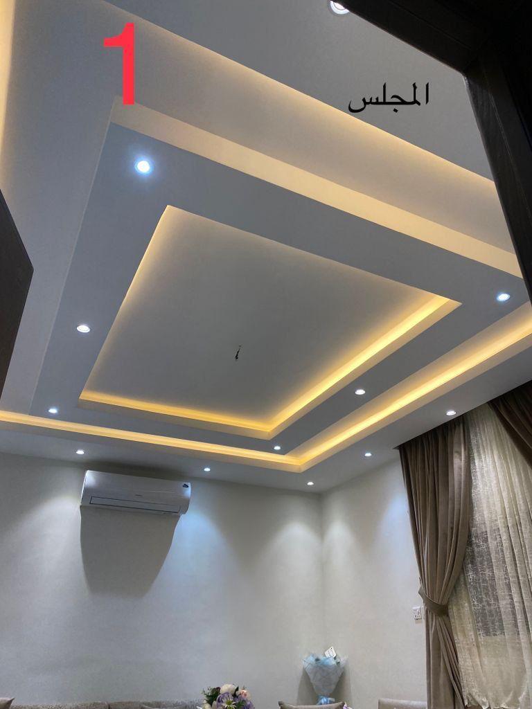 تصميم أسقف دائرية ومدرجة من الجبس بورد في أبها مع إضاءة مخفية وتشطيب فاخر
